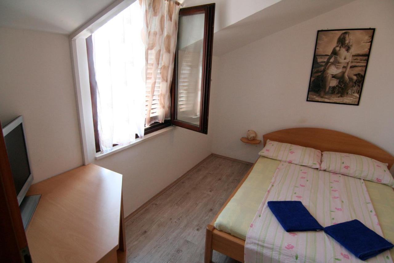 Apartments Marta Trogir Oda fotoğraf