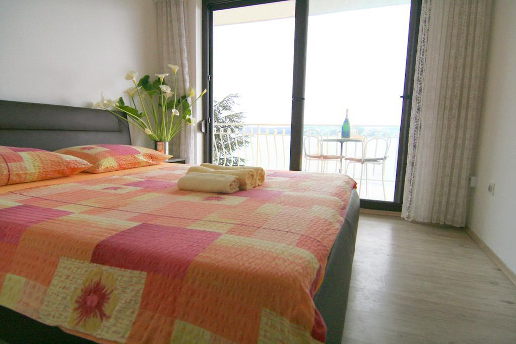 Apartments Marta Trogir Oda fotoğraf