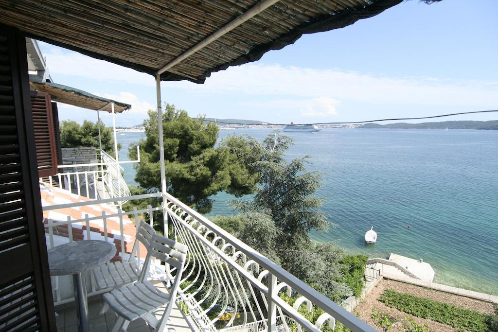 Apartments Marta Trogir Oda fotoğraf